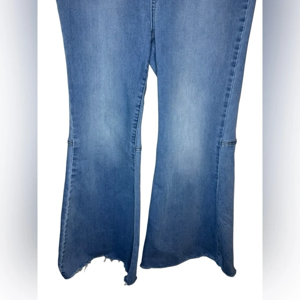 Free People Just Float On High Waist Flare Jeans Size 30